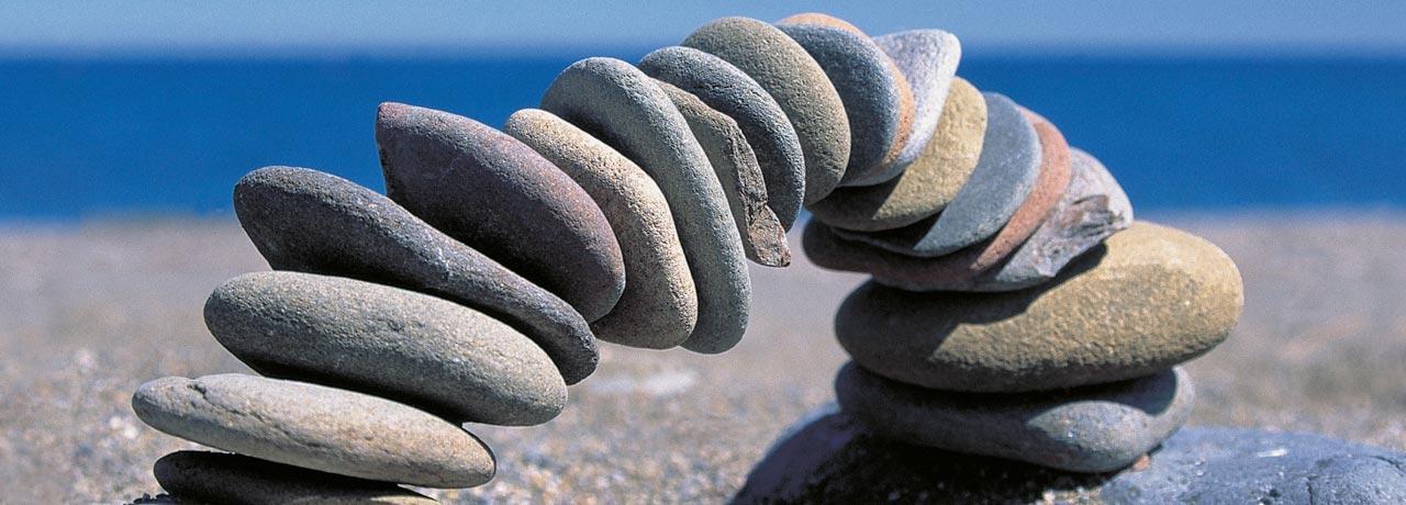 Bild "Steinbogen" - Image by Ivo Moosberger - www.naturschauspiele.ch